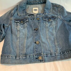 Size M short Jeans Jacket.  Classic cut. Button up , Button sleeves, western